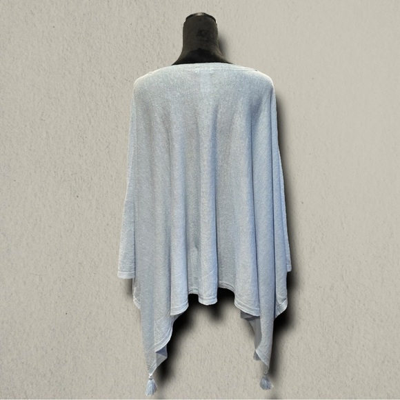 J. JILL LINEN-BLEND TASSLED PONCHO IN SKYLINE - Picture 2 of 4